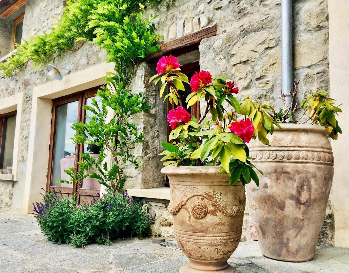 Chambre d'Hôtes La Grange des Ecrins Chabottes Exterior foto