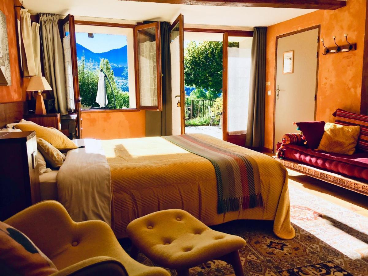 Chambre d'Hôtes La Grange des Ecrins Chabottes Exterior foto