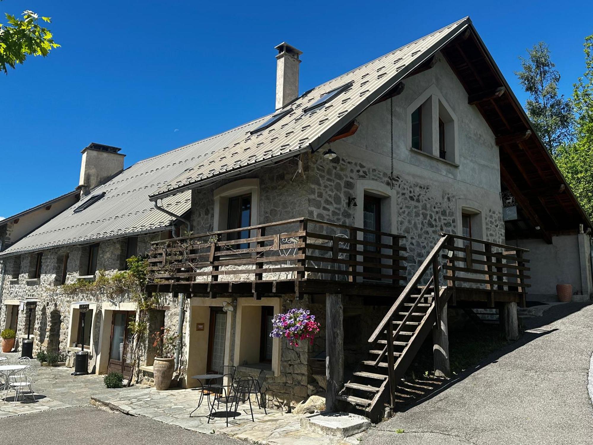 Chambre d'Hôtes La Grange des Ecrins Chabottes Exterior foto