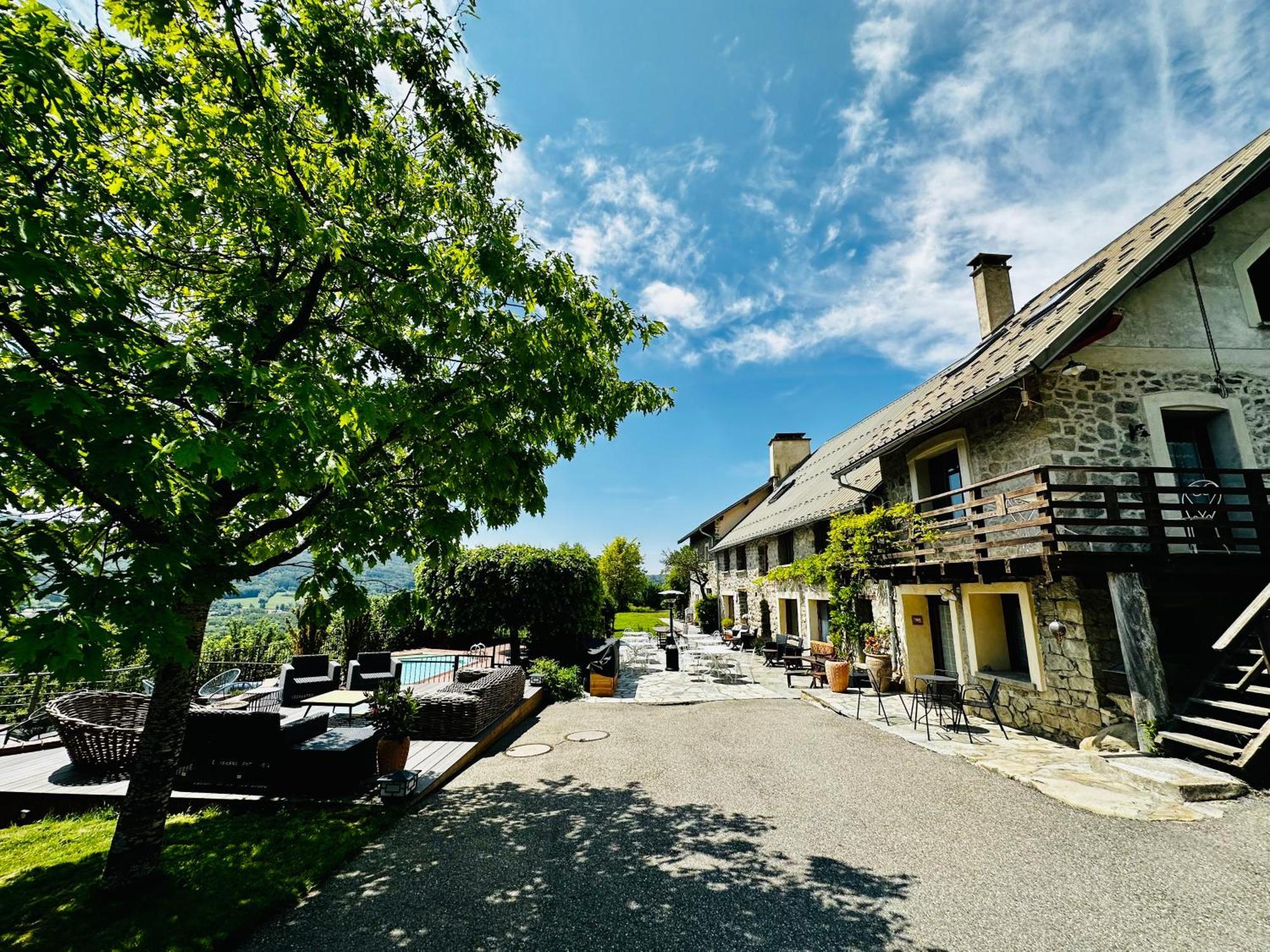 Chambre d'Hôtes La Grange des Ecrins Chabottes Exterior foto